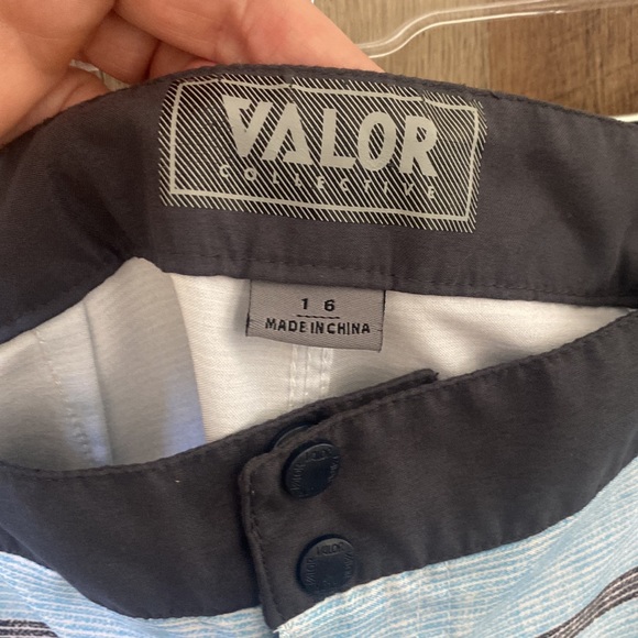 Excellent condition trunks - Picture 3 of 4